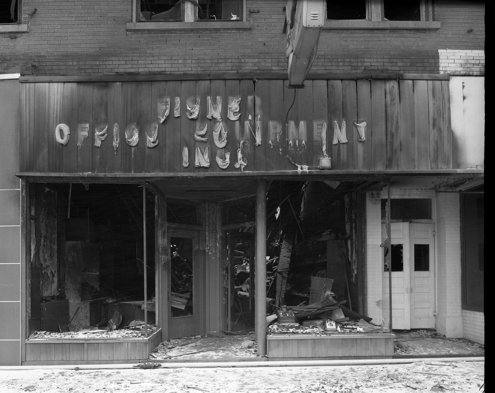 Fisher Office fire FD 64 02.jpg